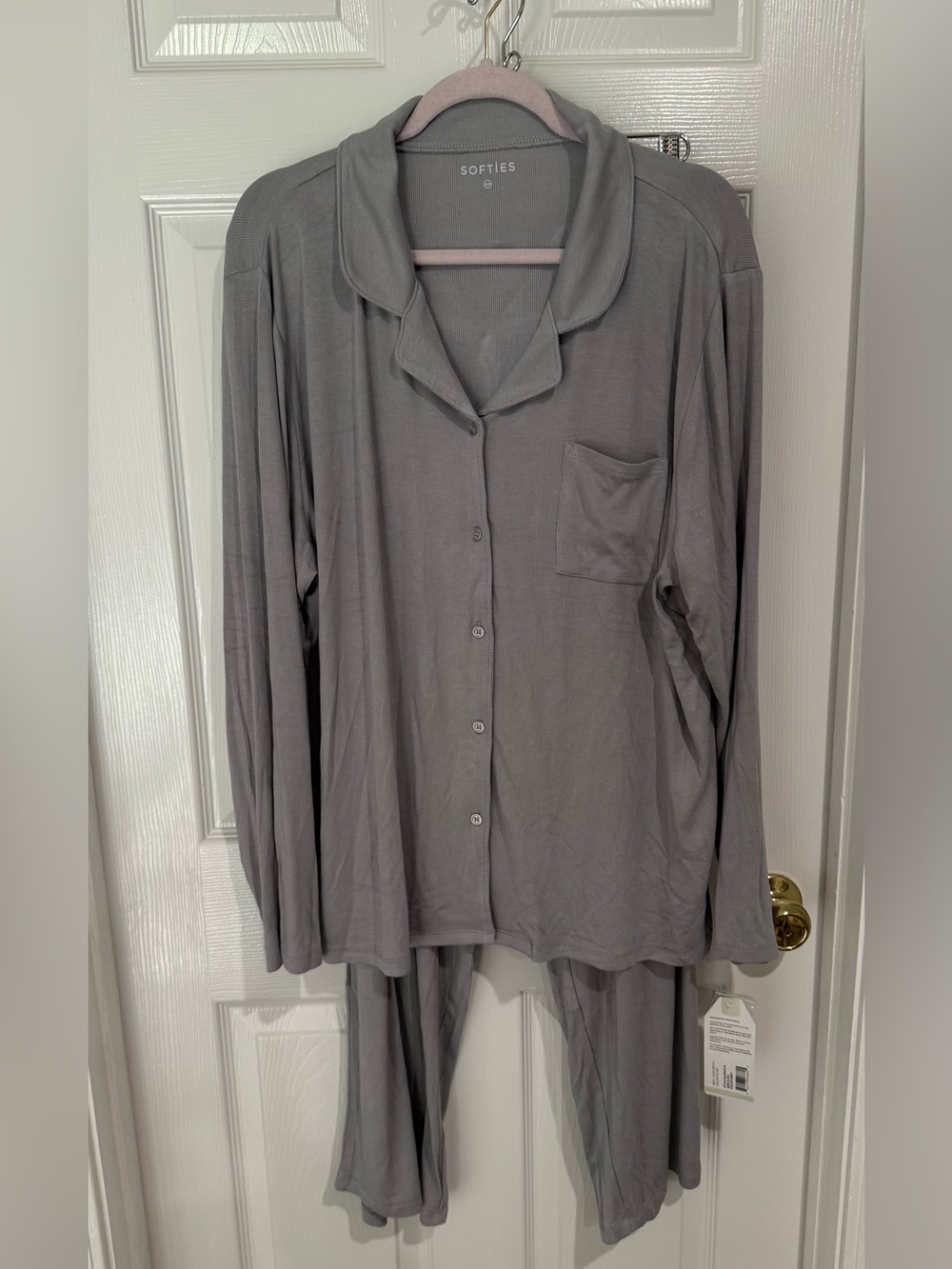 Softies Women's Gray Long-Sleeve Button-Front Pajama Set